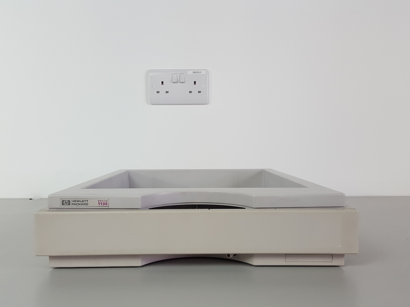 Image of Hewlett Packard 1100 Series HPLC System G1314A G1316A G1312A G1328A, Chemstation
