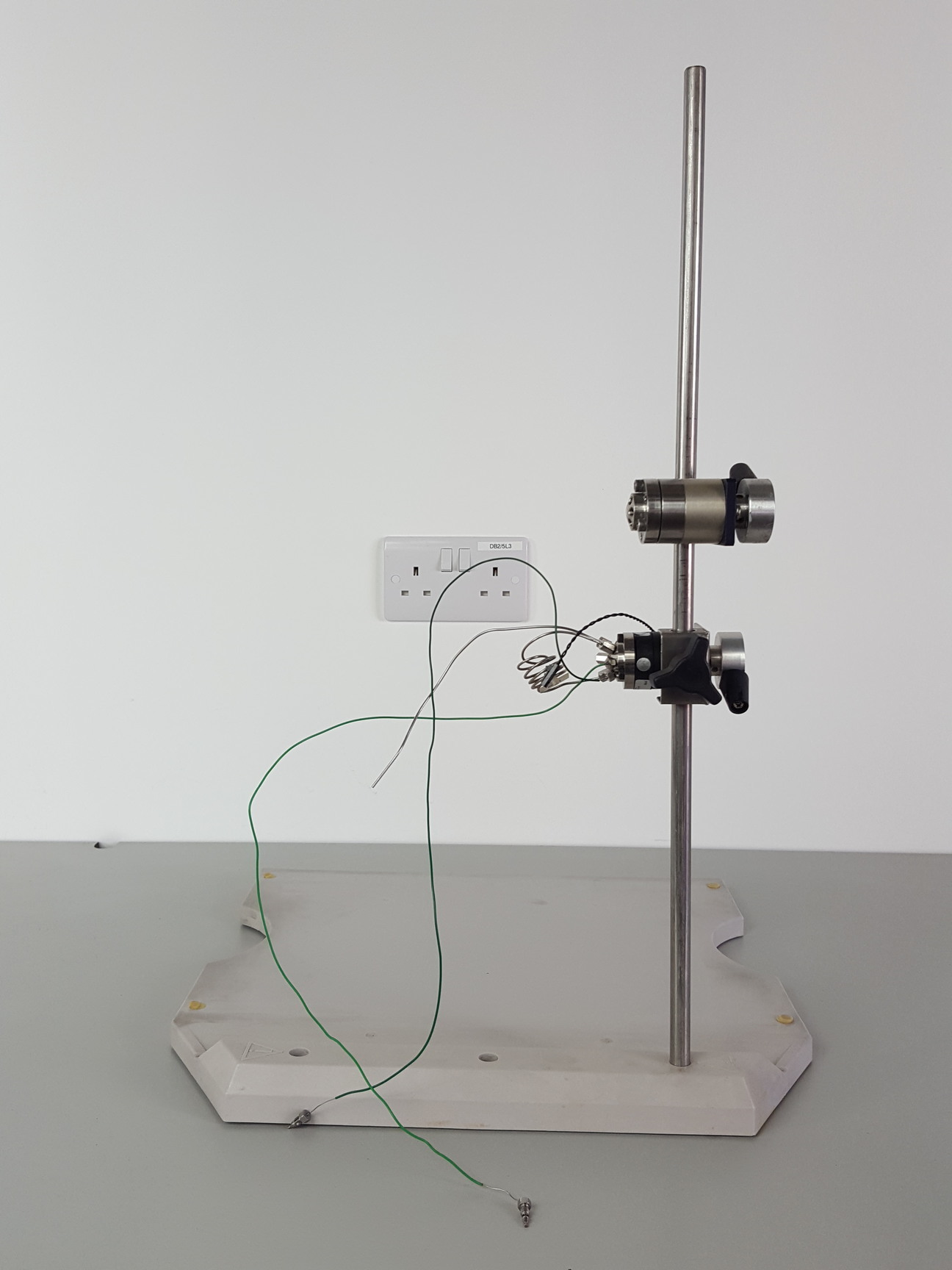 Image of Hewlett Packard 1100 Series HPLC System G1314A G1316A G1312A G1328A, Chemstation