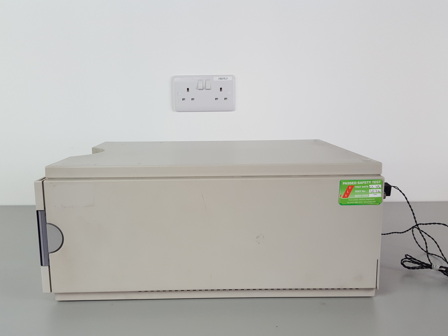 Image of Hewlett Packard 1100 Series HPLC System G1314A G1316A G1312A G1328A, Chemstation