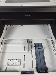 Thumbnail image of Epson Stylus Pro 4900 Printer Model K181A Ultrachrome HDR 