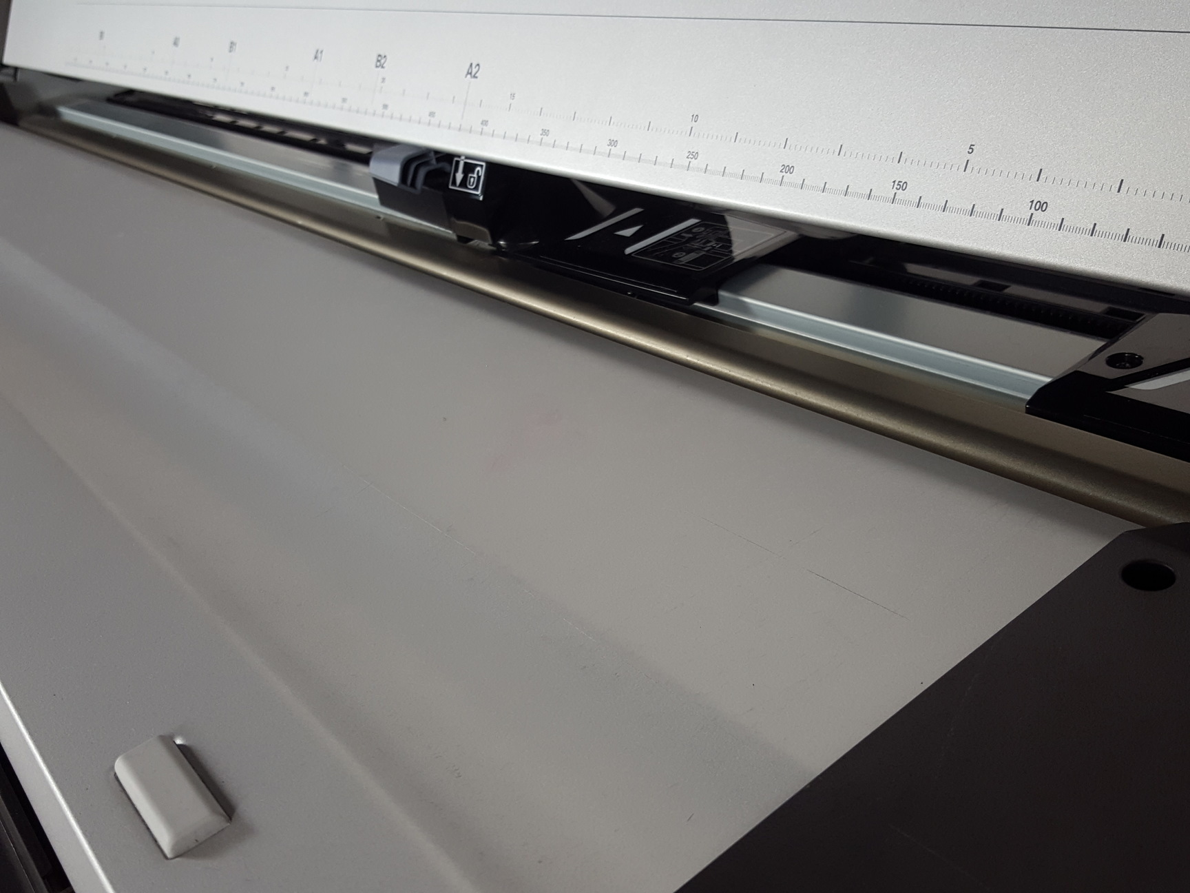 Image of Epson Stylus Pro 9900 K162A Large Format 44" Photo Printer UltraChrome HDR
