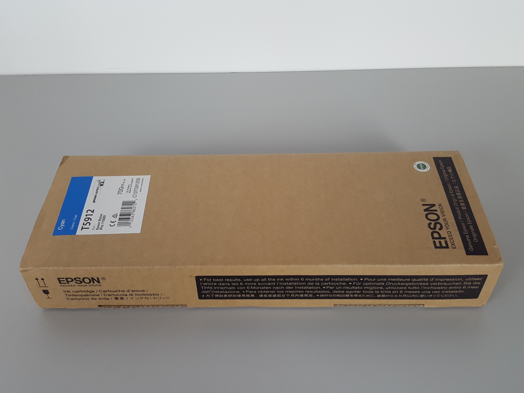 Image of Epson T5912 Cyan Toner Cartridge for Epson Stylus Pro 11880 Printer Ink, 700mL
