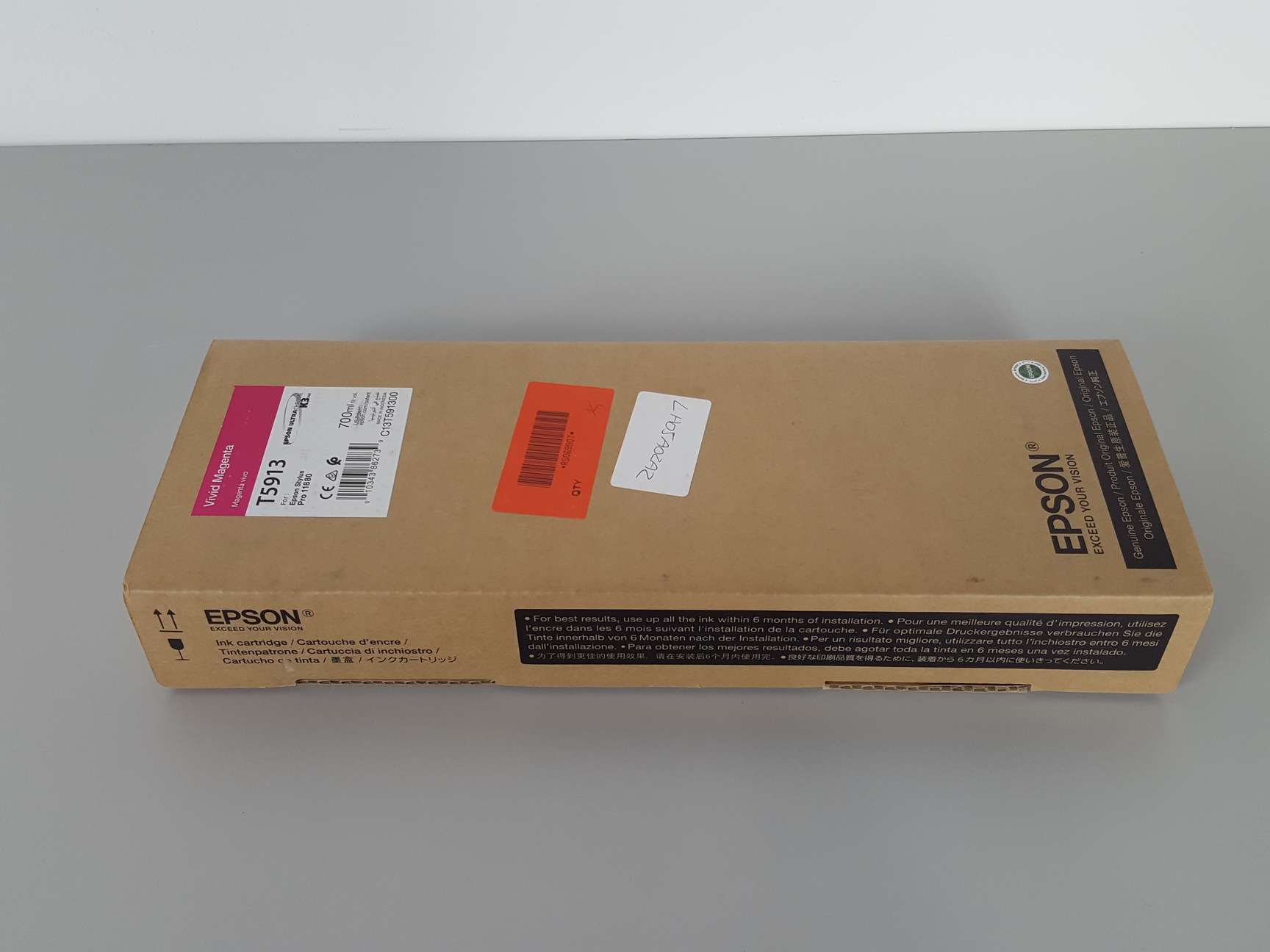 Image of Epson T5913 Vivid Magenta Toner Cartridge for Epson Stylus Pro 11880 Printer Ink