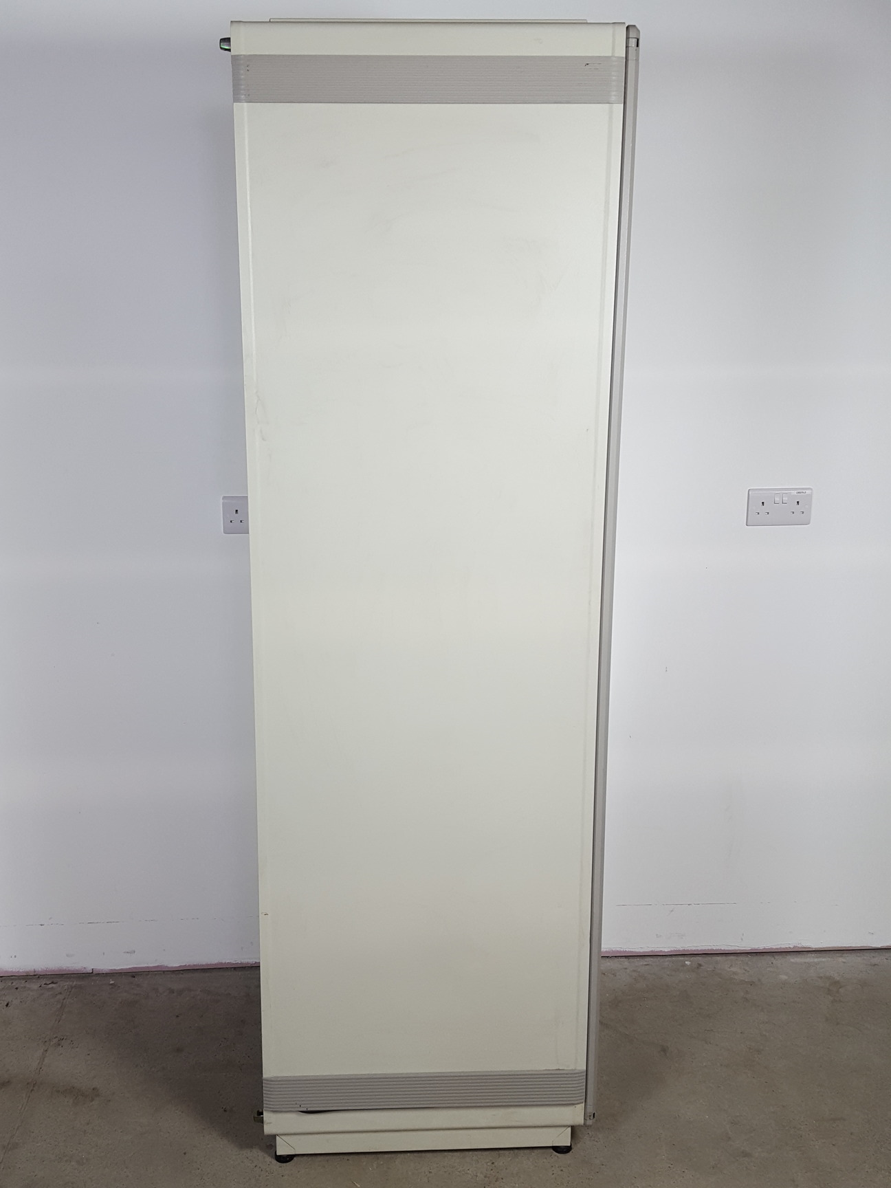 Image of Rittal Electronic Equipment Enclosure/ Rackmount Server Rack Unit