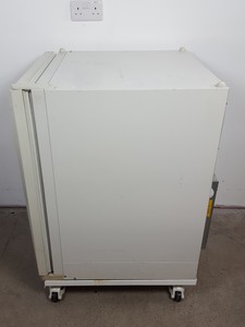 Thumbnail image of Heraeus HeraCell Laboratory CO2 Incubator Lab