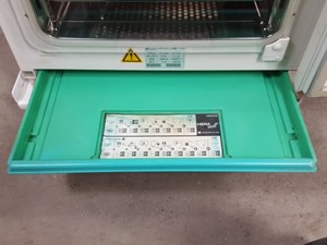 Thumbnail image of Heraeus HeraCell Laboratory CO2 Incubator Lab