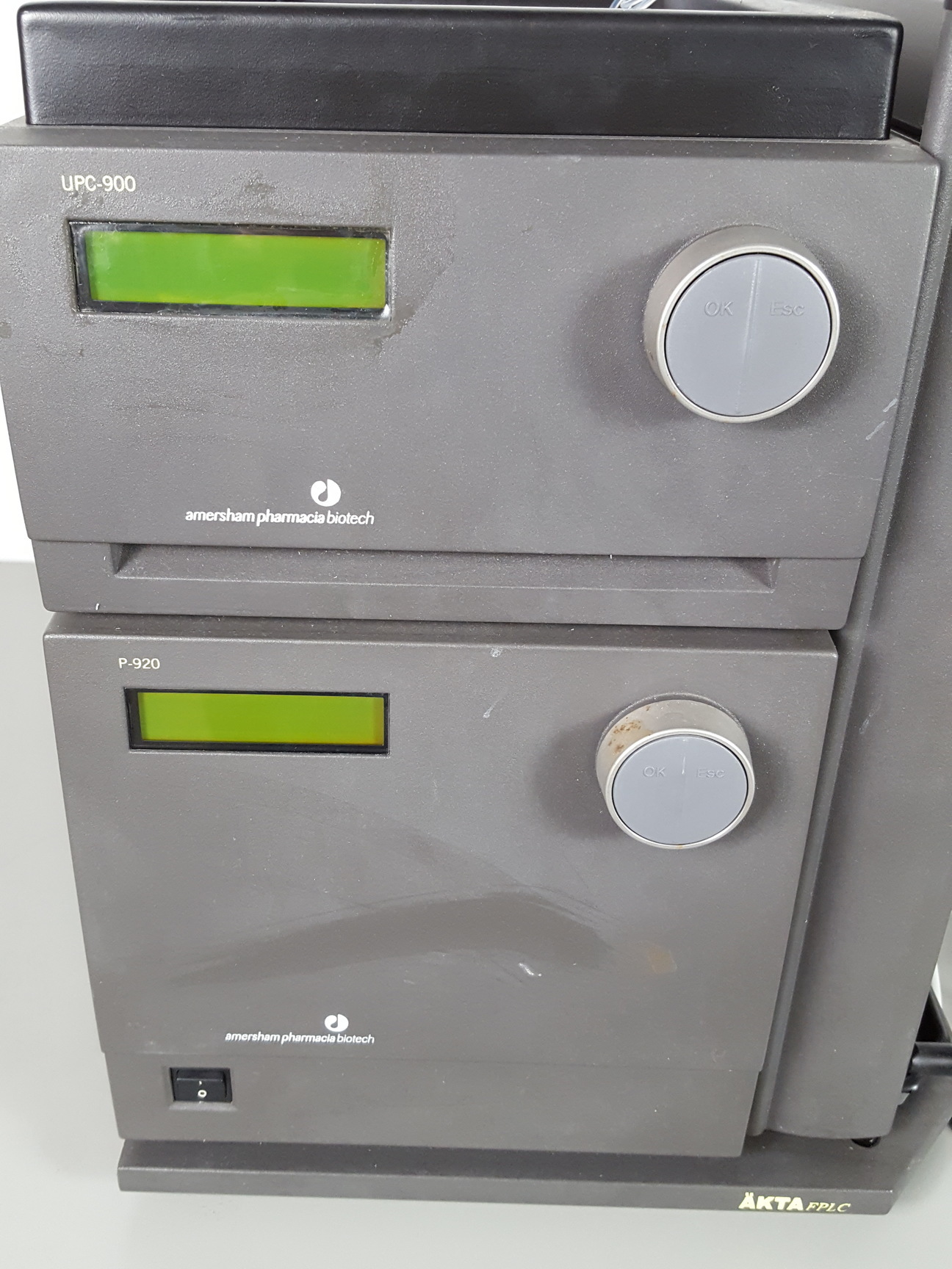 Image of Amersham Pharmacia Biotech AKTA FPLC System & Accessories - UPC-900 FRAC-950 Lab