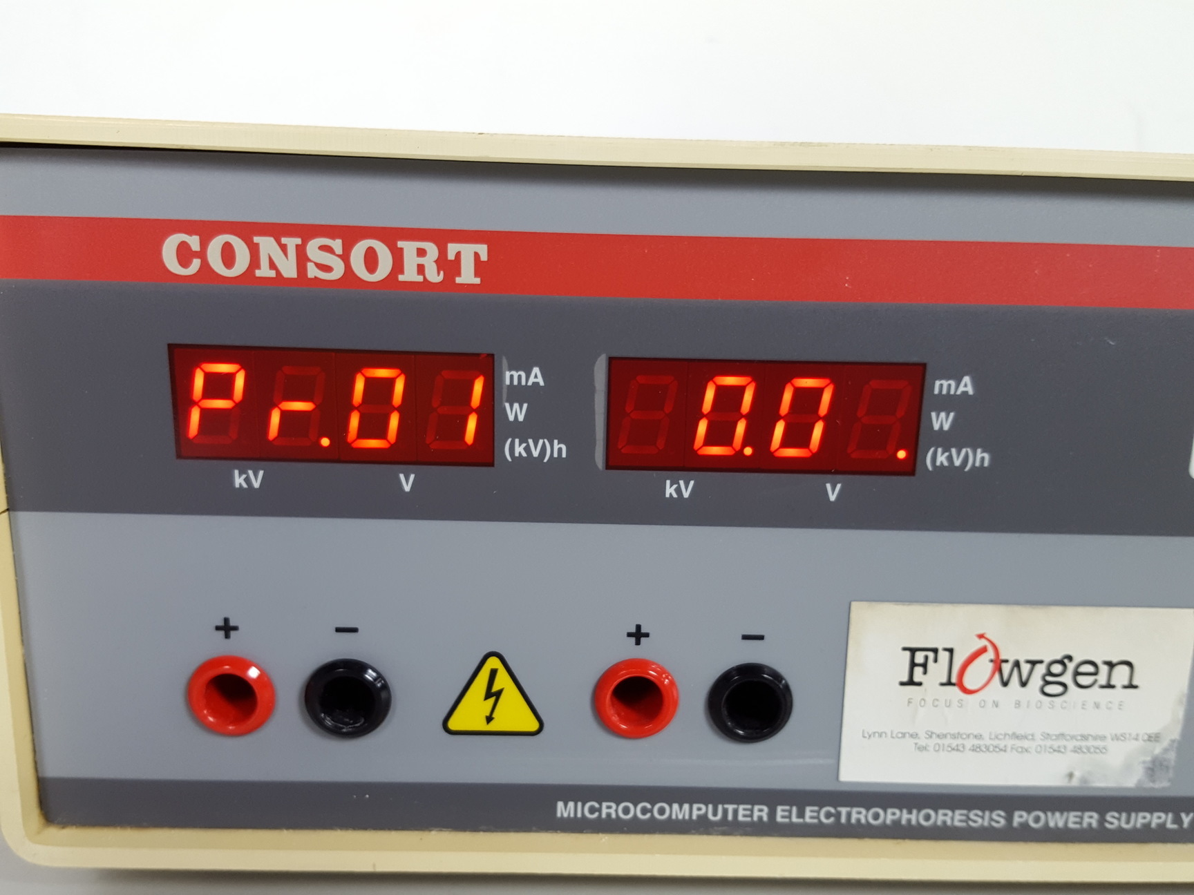 Image of Consort E832 Microcomputer Electrophoresis Power Supply Lab