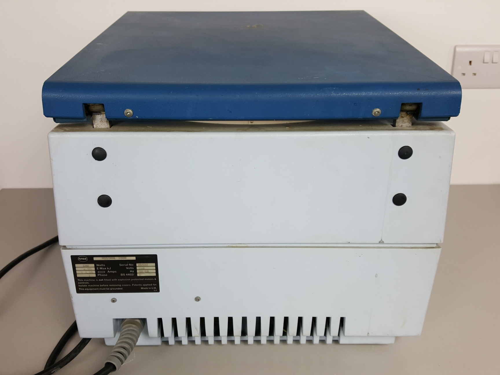 Image of MSE Mistral 1000 Centrifuge with 3600rpm Rotor Lab