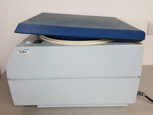 Thumbnail image of MSE Mistral 1000 Centrifuge with 3600rpm Rotor Lab
