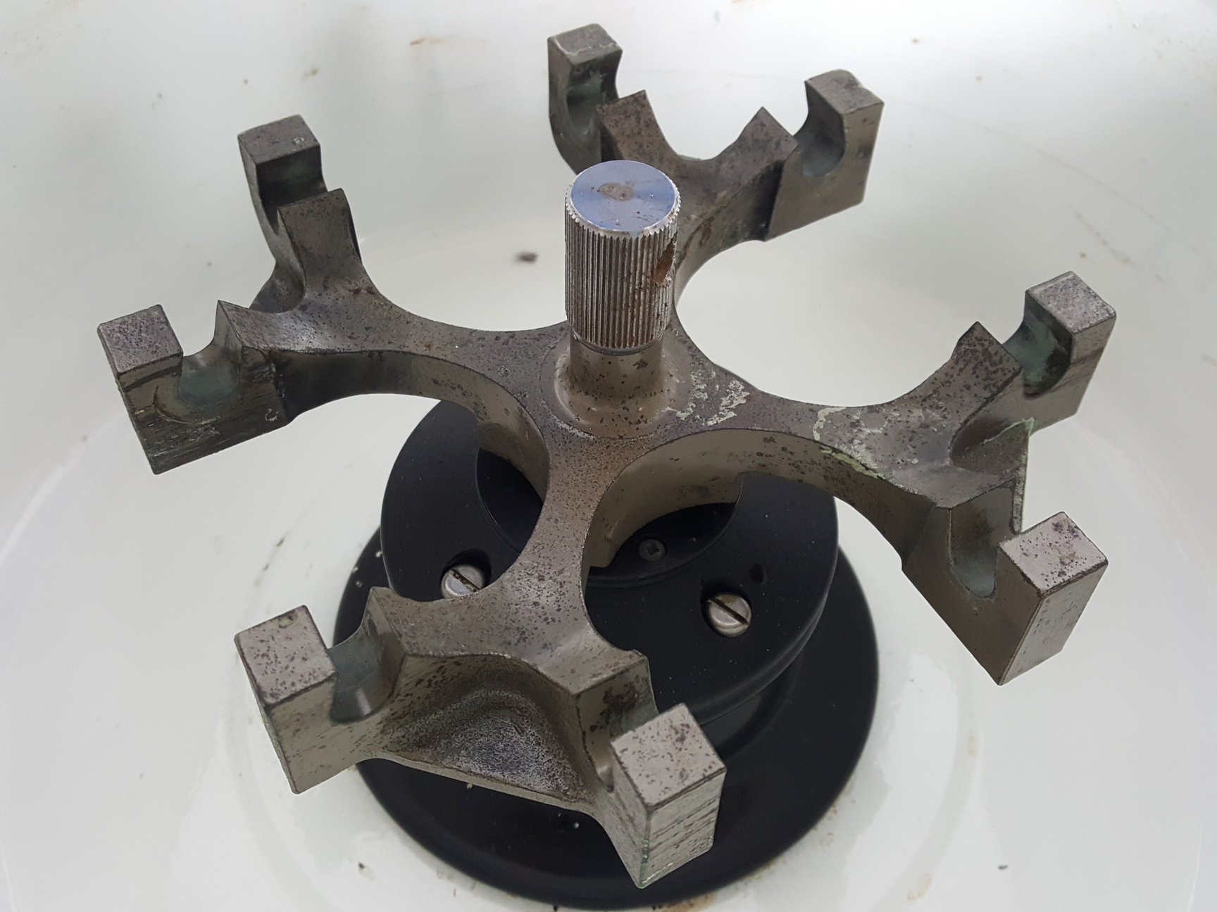 Image of MSE Mistral 1000 Centrifuge with 3600rpm Rotor Lab