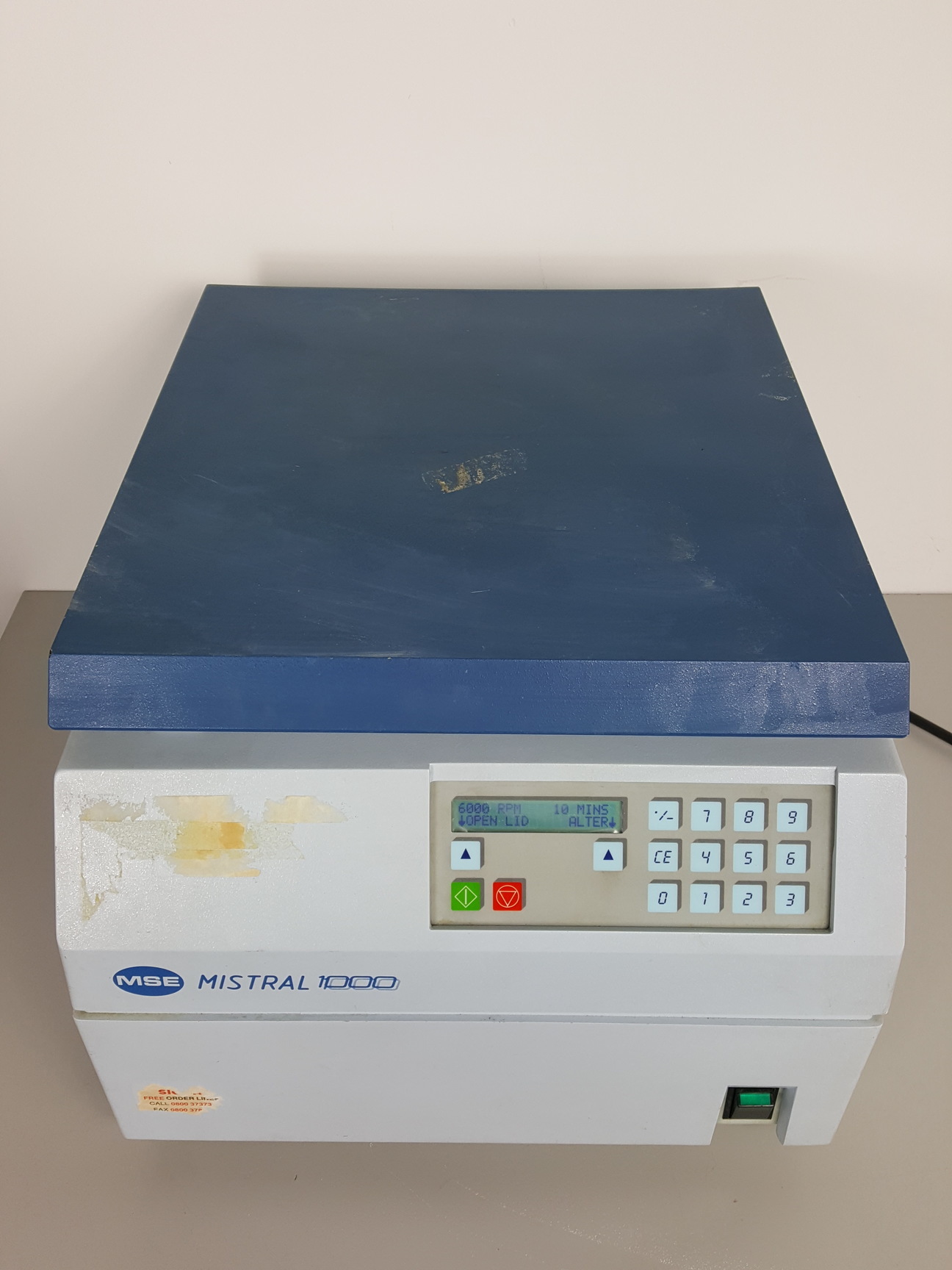 Image of MSE Mistral 1000 Centrifuge with 3600rpm Rotor Lab