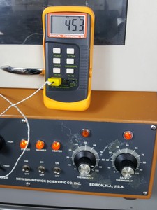 Thumbnail image of New Brunswick Scientific G24 Environmental Incubator Platform Shaker Shaking Lab
