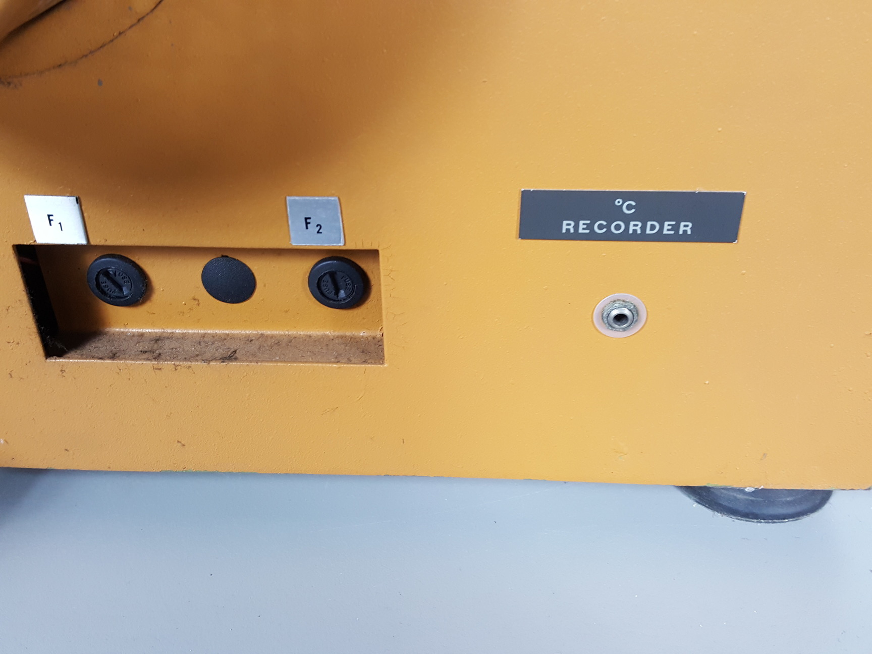 Image of New Brunswick Scientific G24 Environmental Incubator Platform Shaker Shaking Lab