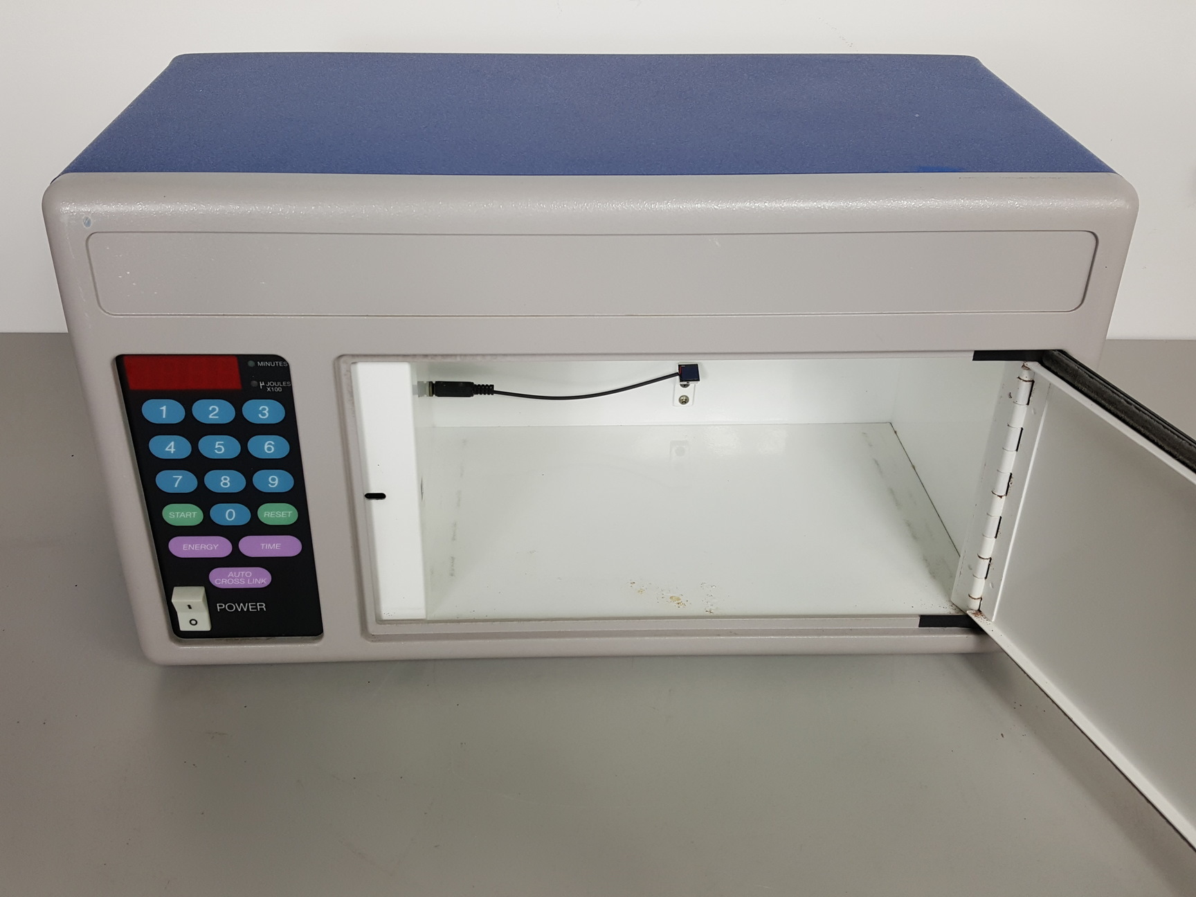 Image of Stratagene Stratalinker UV 1800 Crosslinker Lab Transilluminator