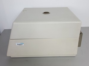 Thumbnail image of IEC Micromax Centrifuge with IEC 851 Rotor 24 x 1.5ml 13200rpm Lab