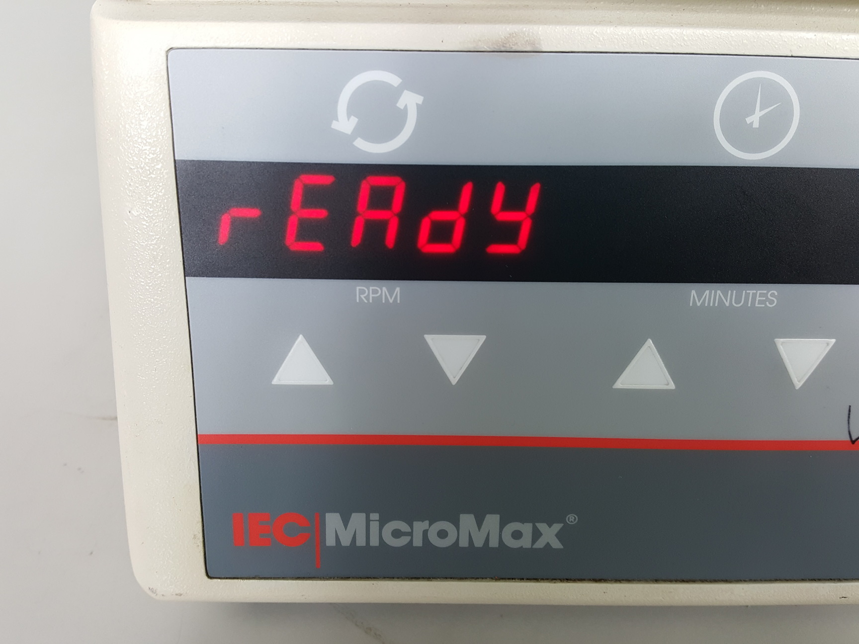 Image of IEC Micromax Centrifuge with IEC 851 Rotor 24 x 1.5ml 13200rpm Lab