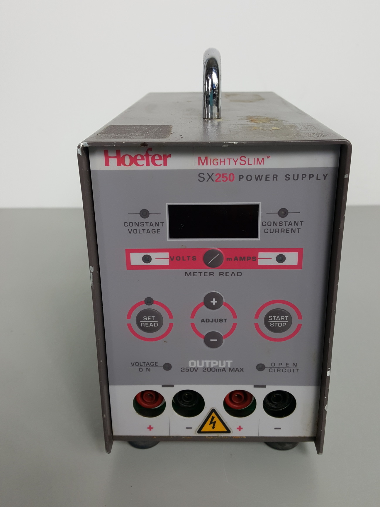 Image of Hoefer Mighty Slim SX250 230V DC Power Supply Lab