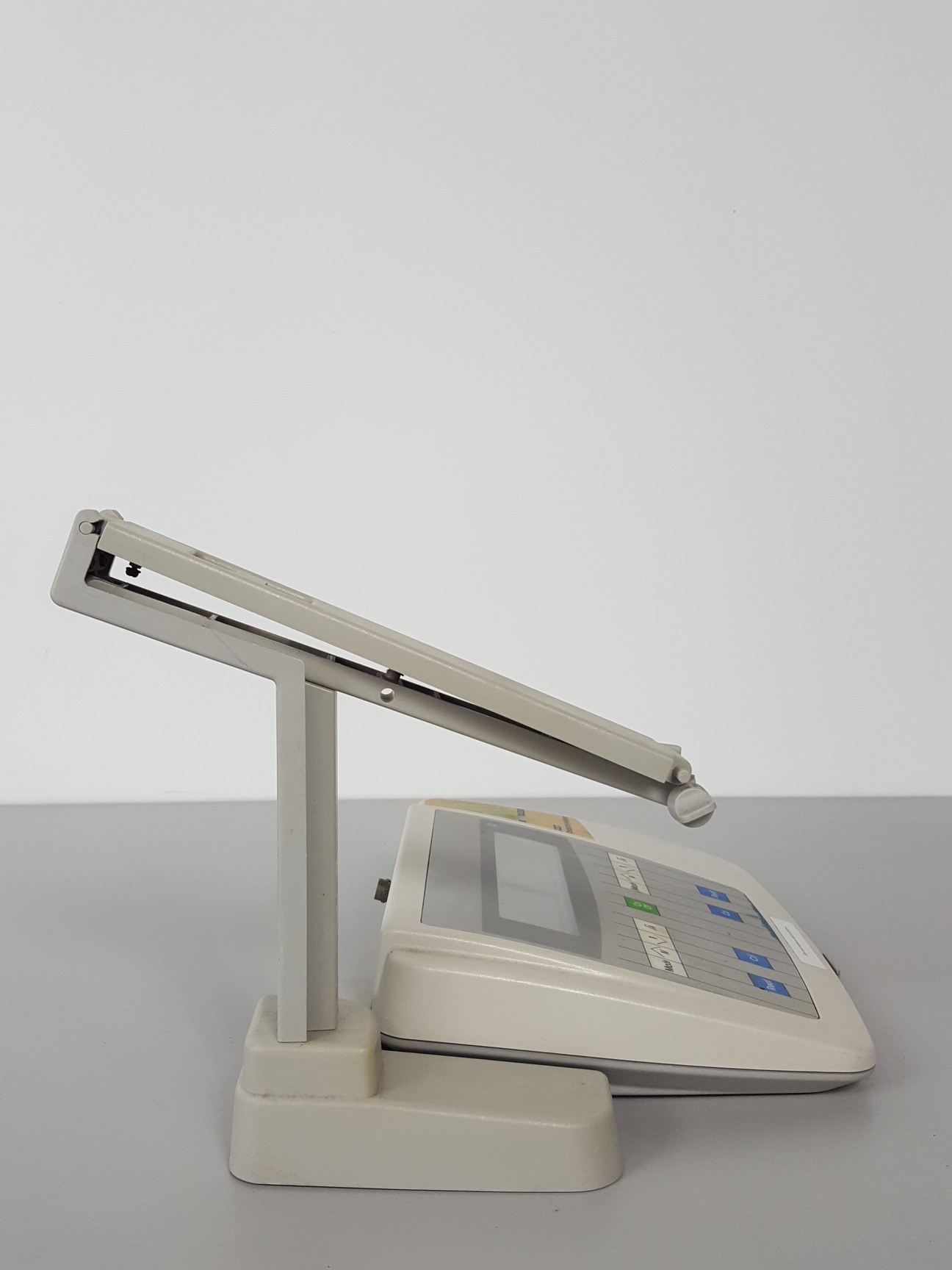 Image of Mettler Toledo MPC227 pH / Conductivity Meter Lab