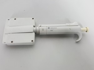 Thumbnail image of Labsystems 12 Channel Finnpipette Model 4510 50-300uL Lab