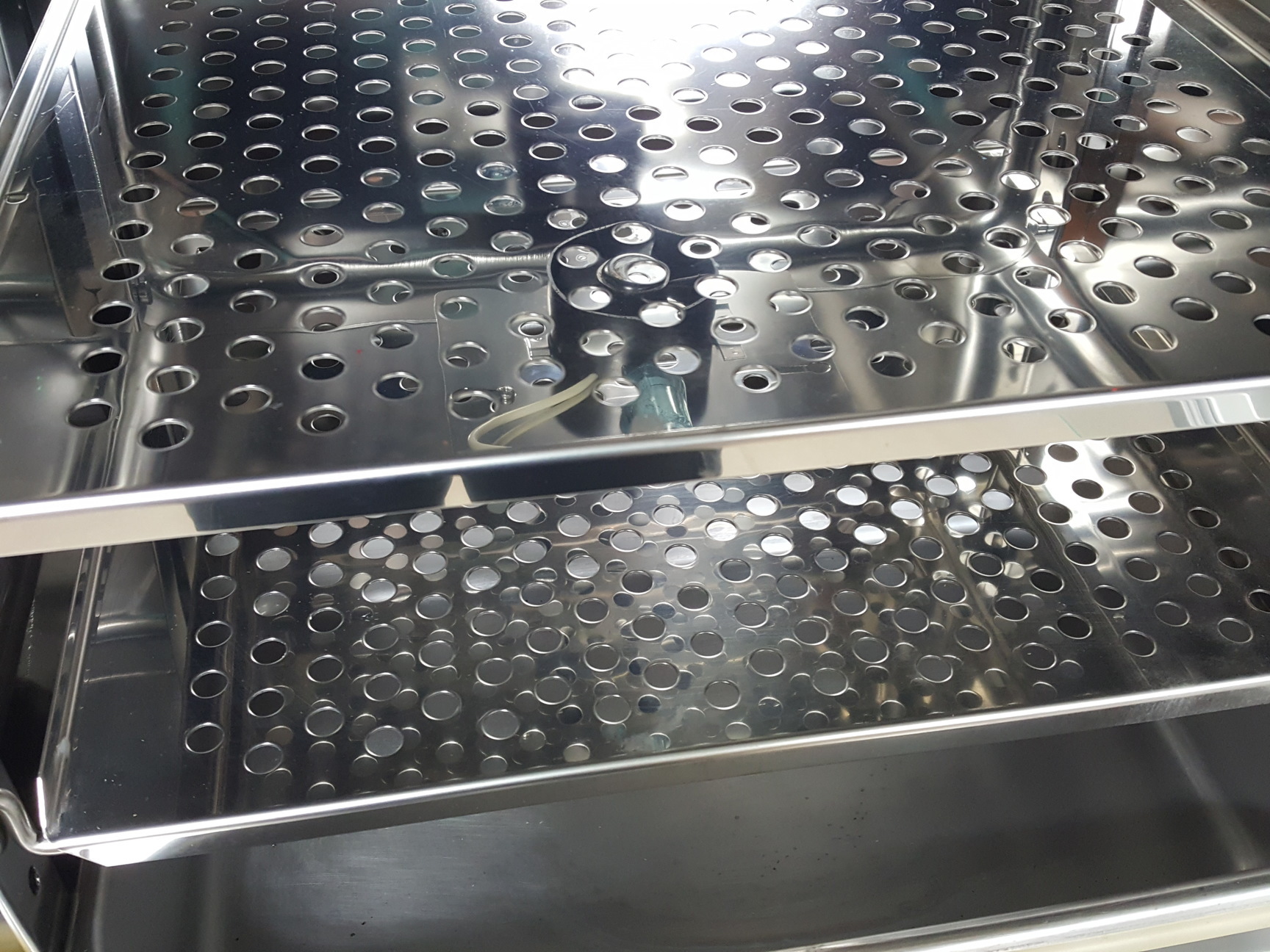 Image of Thermo Scientific Heraeus BB 6060 Benchtop Laboratory CO2 Incubator Lab