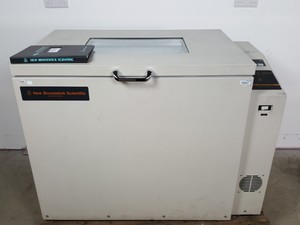 Thumbnail image of New Brunswick Scientific Classic C25KC Shaking Incubator Shaker Lab
