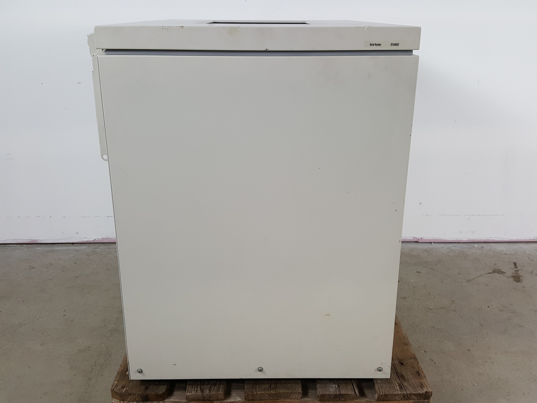 Image of New Brunswick Scientific Classic C25KC Shaking Incubator Shaker Lab