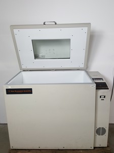 Thumbnail image of New Brunswick Scientific Classic C25KC Shaking Incubator Shaker Lab