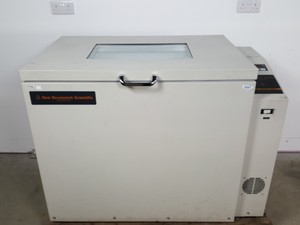 Thumbnail image of New Brunswick Scientific Classic C25KC Shaking Incubator Shaker Lab
