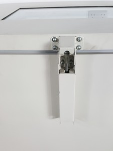 Thumbnail image of New Brunswick Scientific Classic C25KC Shaking Incubator Shaker Lab