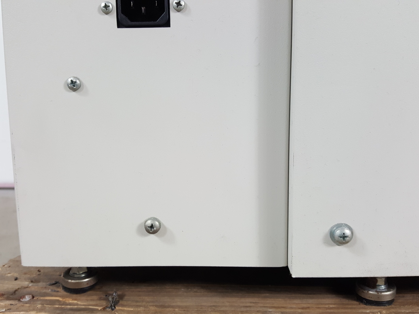 Image of New Brunswick Scientific Classic C25KC Shaking Incubator Shaker Lab