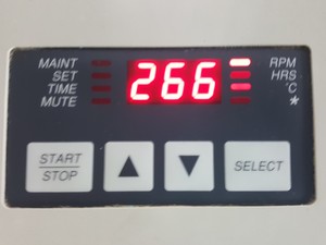Thumbnail image of New Brunswick Scientific Classic C25KC Shaking Incubator Shaker Lab