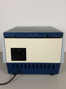 Thumbnail image of MSE Centaur 2 Benchtop Laboratory Centrifuge + 4500rpm Rotor Lab