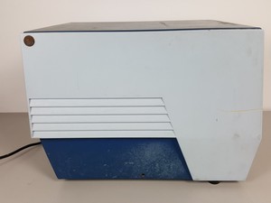 Thumbnail image of MSE Centaur 2 Benchtop Laboratory Centrifuge + 4500rpm Rotor Lab