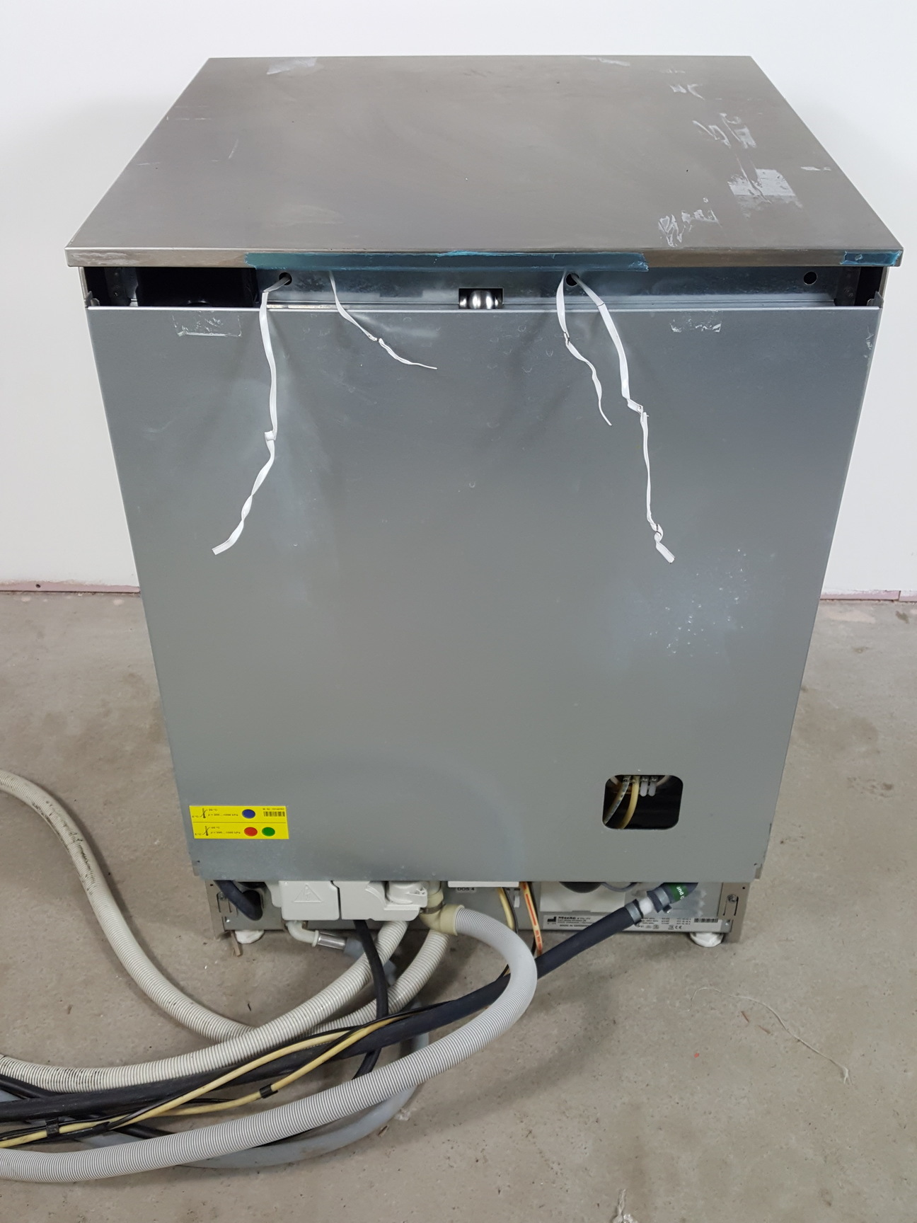 Image of Miele Professional Dishwasher GG05 PG 8583 w/ Pentair Water Softener Lab - 2015