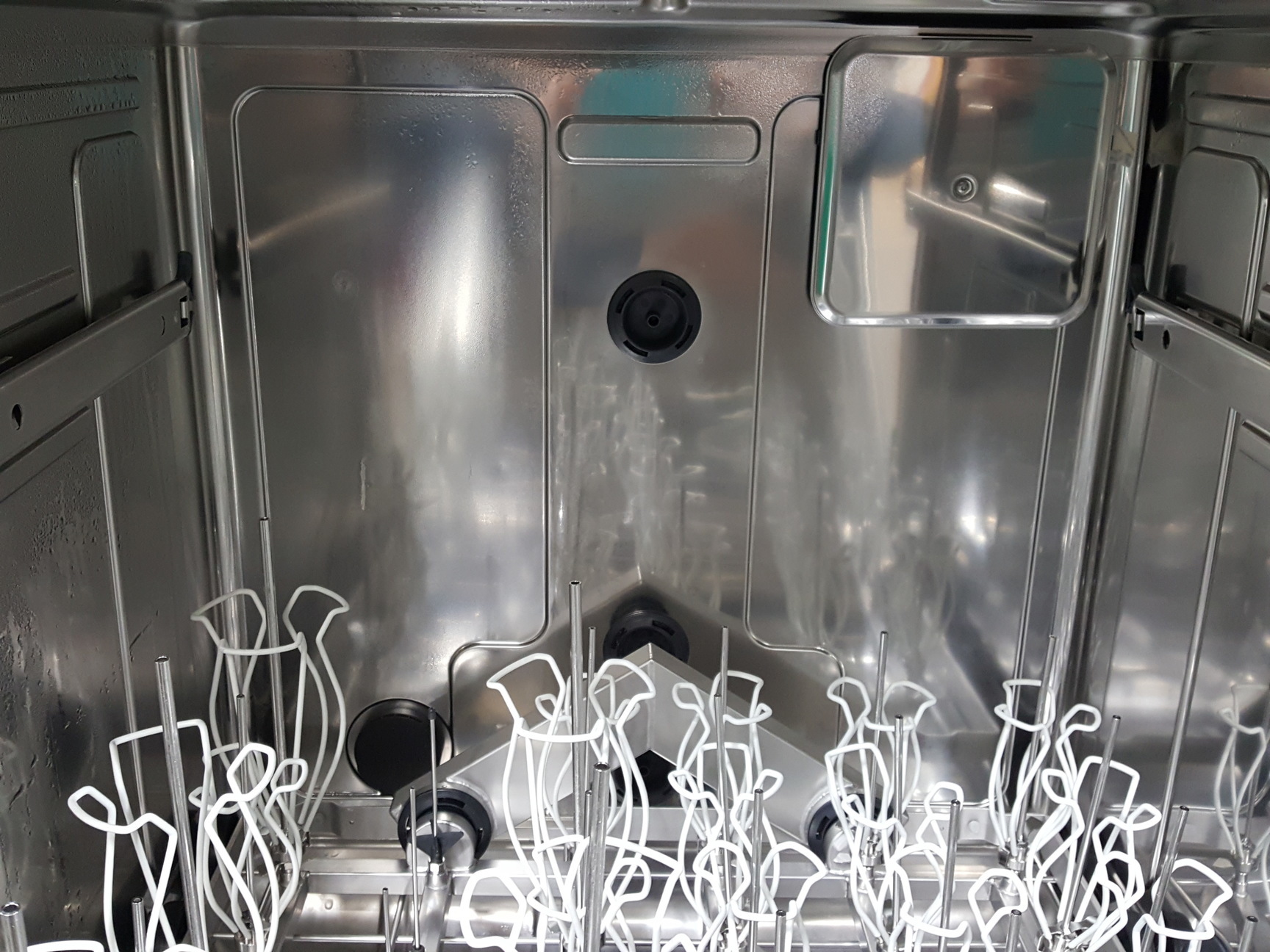 Image of Miele Professional Dishwasher GG05 PG 8583 w/ Pentair Water Softener Lab - 2015
