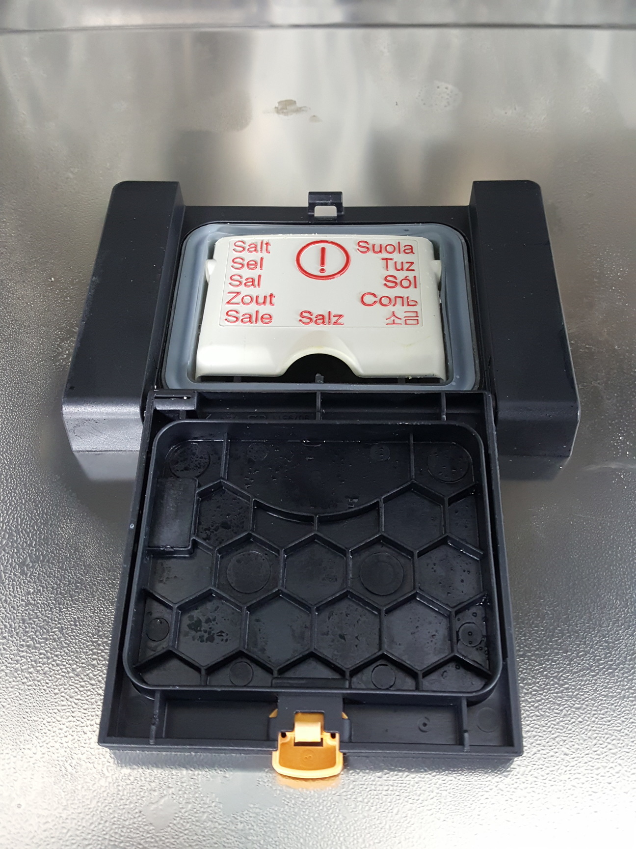 Image of Miele Professional Dishwasher GG05 PG 8583 w/ Pentair Water Softener Lab - 2015