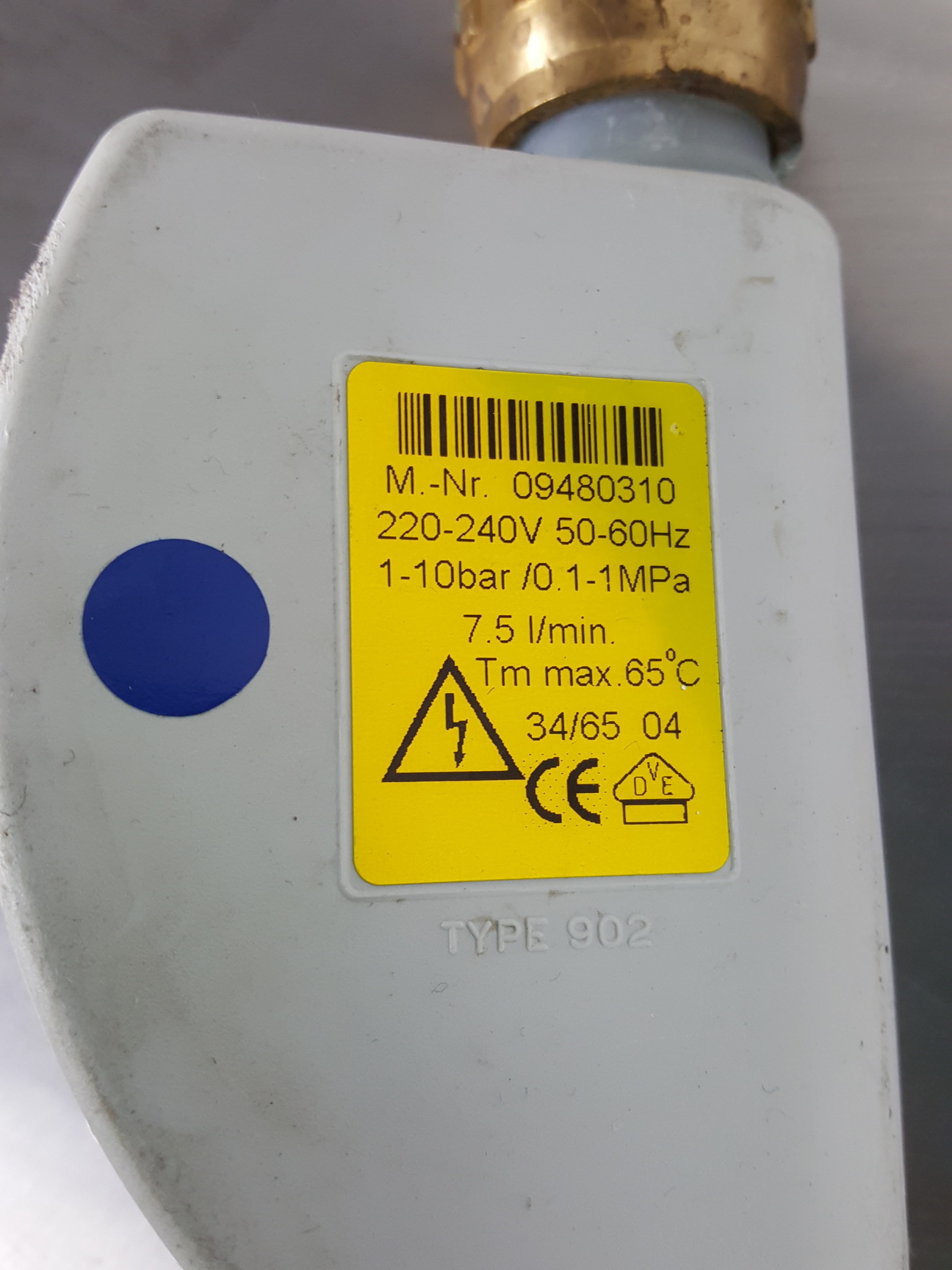 Image of Miele Professional Dishwasher GG05 PG 8583 w/ Pentair Water Softener Lab - 2015