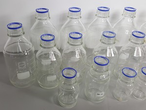 Thumbnail image of Lot of 15 Schott Duran Lab Glass Bottles - 1000, 750, 500, 250, 200, 150, 100ml