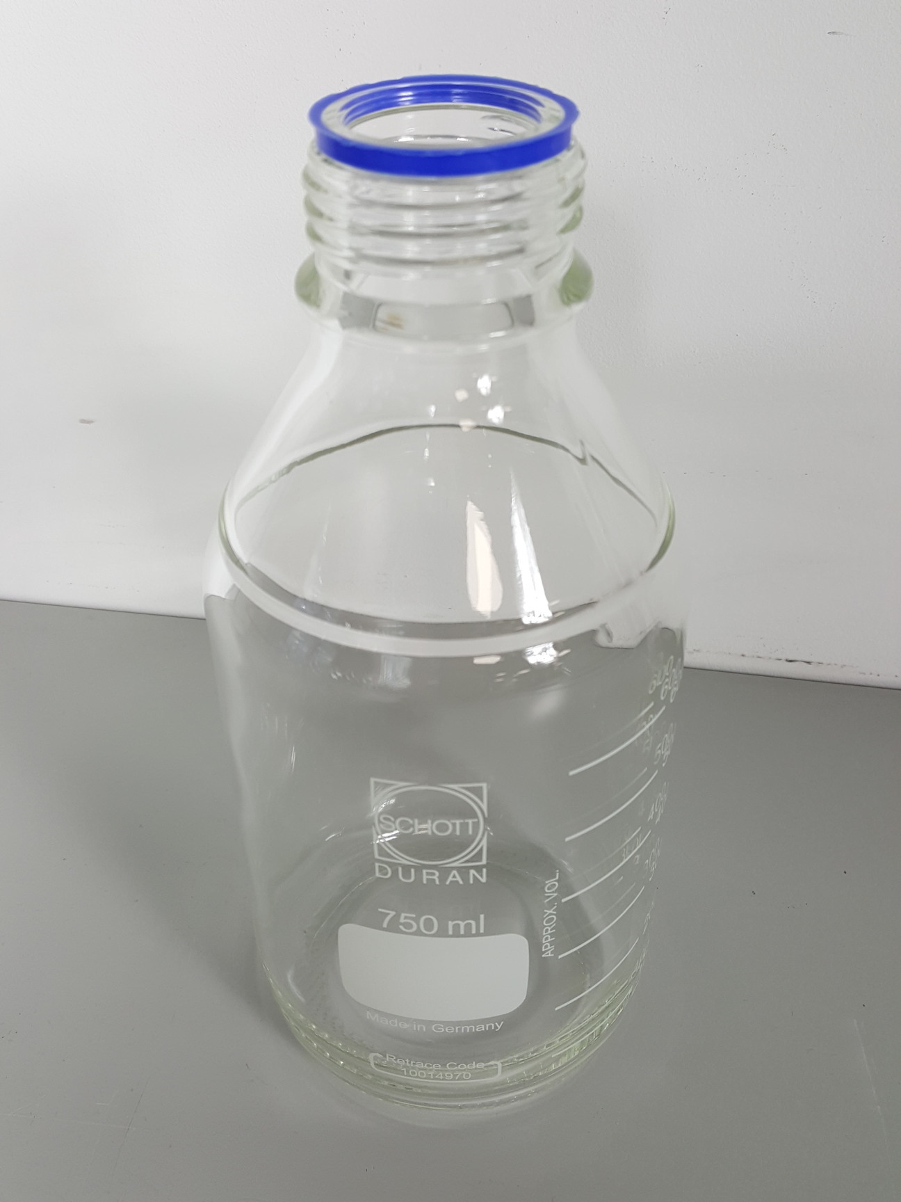 Image of Lot of 15 Schott Duran Lab Glass Bottles - 1000, 750, 500, 250, 200, 150, 100ml