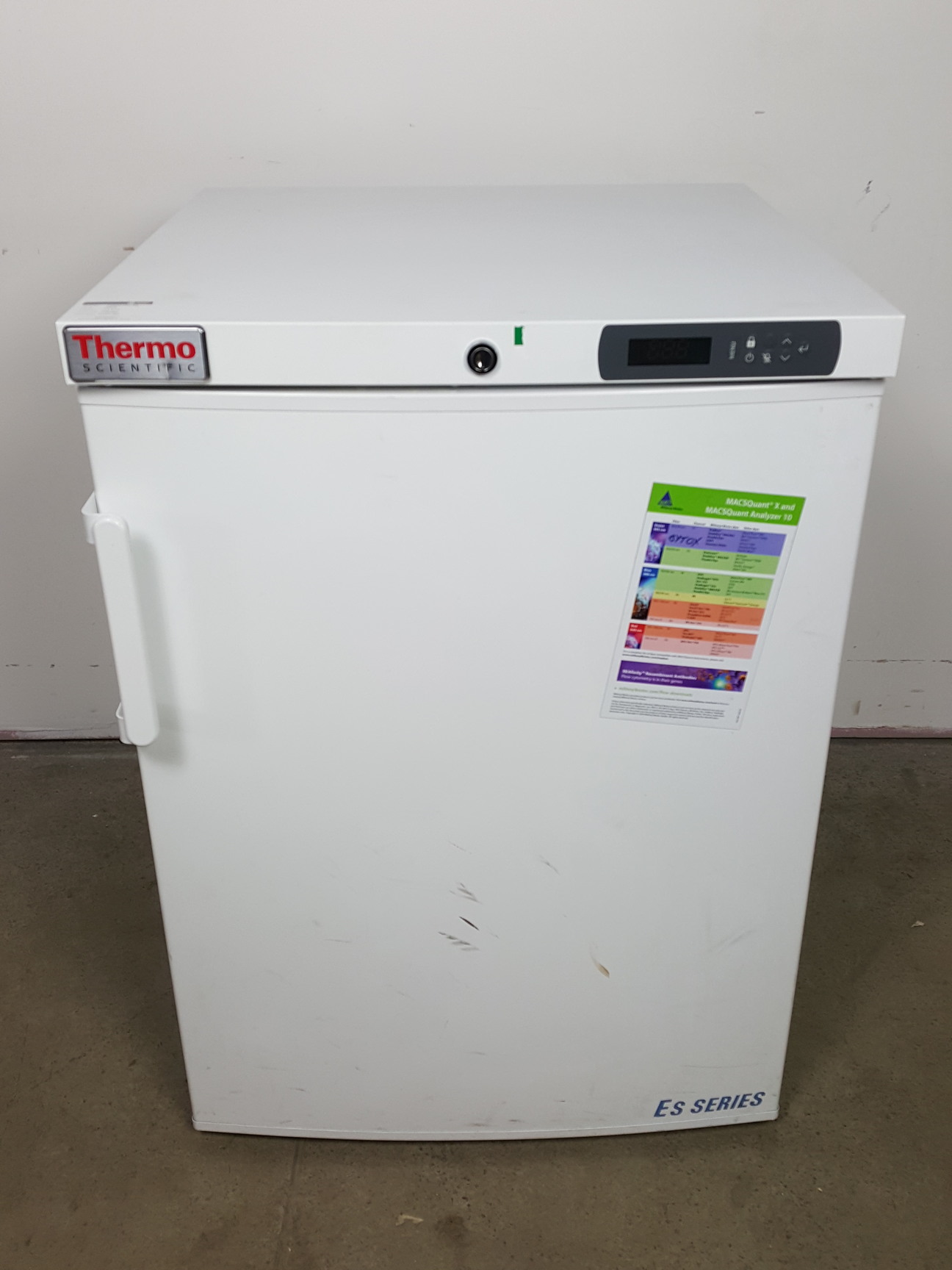 Image of Thermo Scientific ES Series Laboratory Refrigerator Fridge 151R-AEV-TS Lab