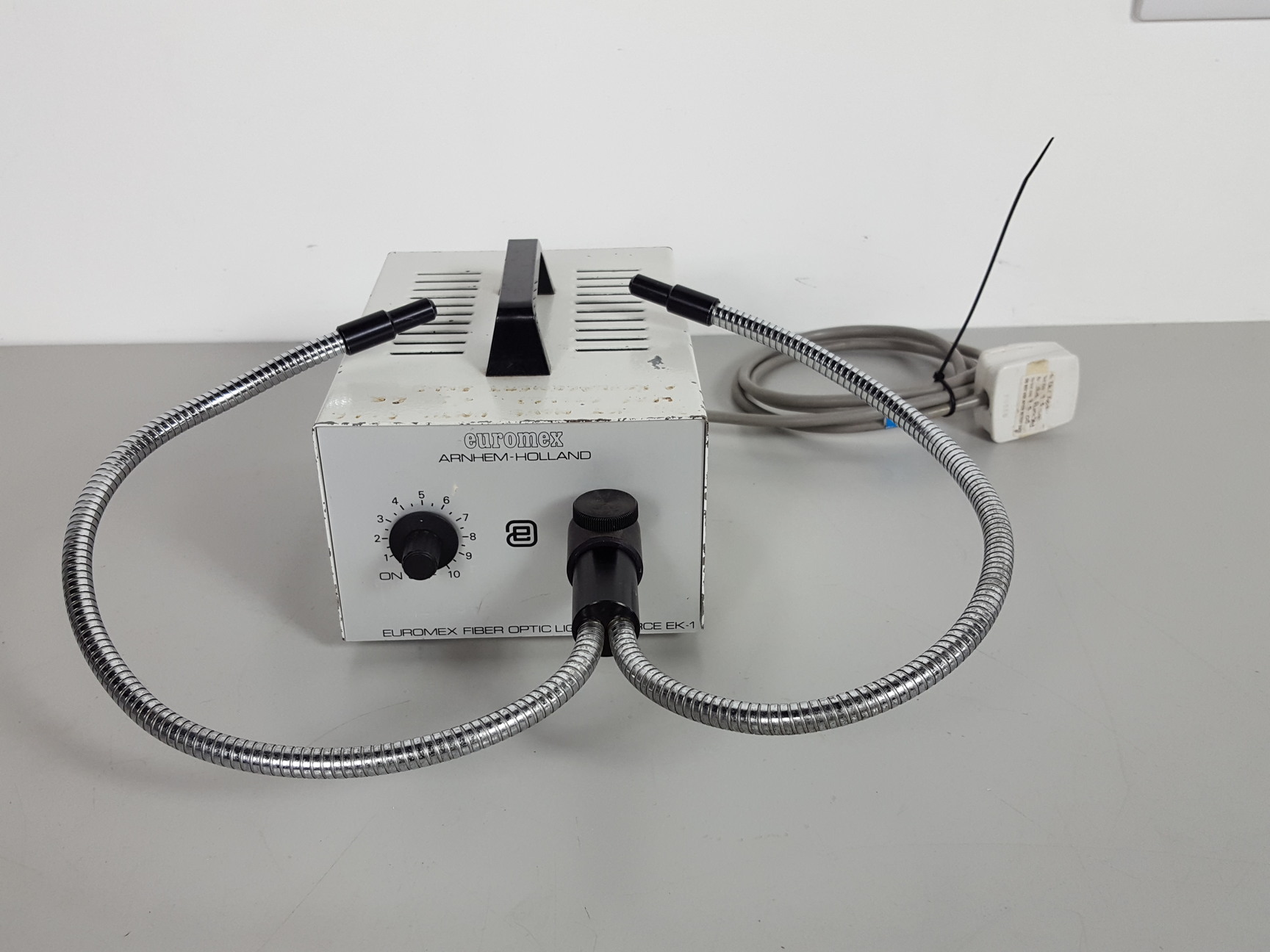 Euromex ArnhemHolland EK1 Fiber Optic Light Source Lab