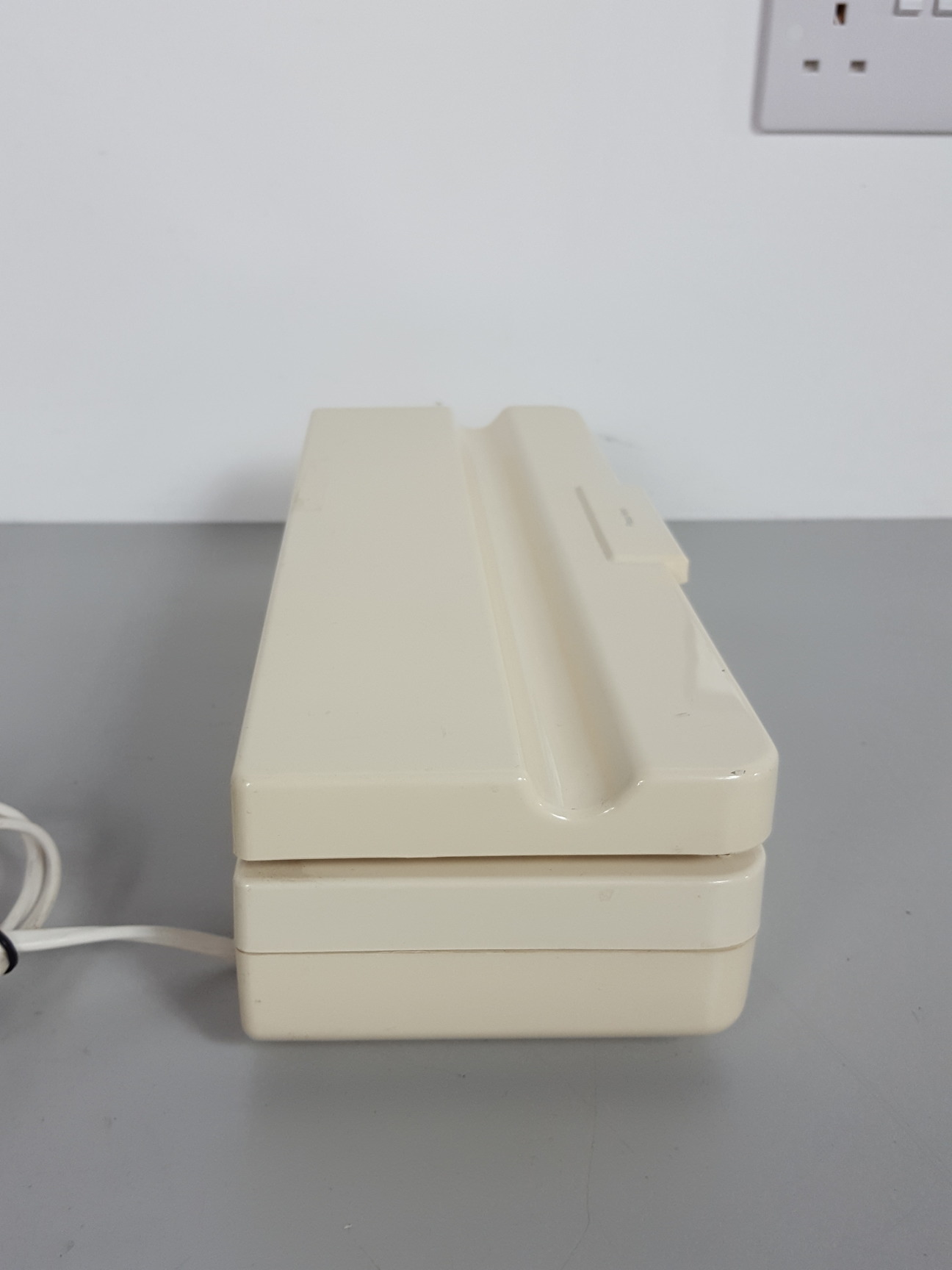 Salton Model 1101 Vacuum Bag Sealer Lab