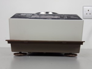 Thumbnail image of August Sauter RL 1200 Precision Balance Scales & Cover Lab