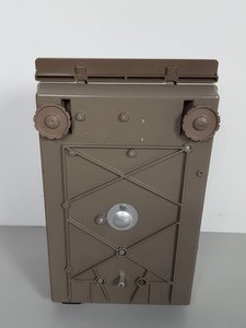 Thumbnail image of August Sauter RL 1200 Precision Balance Scales & Cover Lab