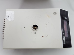 Thumbnail image of August Sauter RL 1200 Precision Balance Scales & Cover Lab