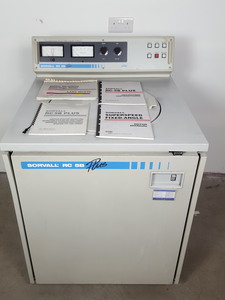 Thumbnail image of Sorvall DuPont RC 5B Plus Floor-Standing Laboratory Centrifuge w/ Manuals lab