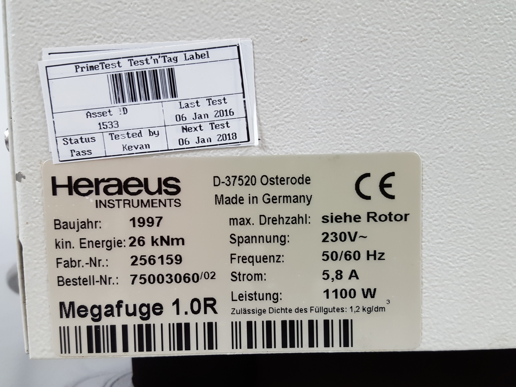 Image of Heraeus Megafuge 1.0R Centrifuge with 5000rpm #2704 Rotor Lab