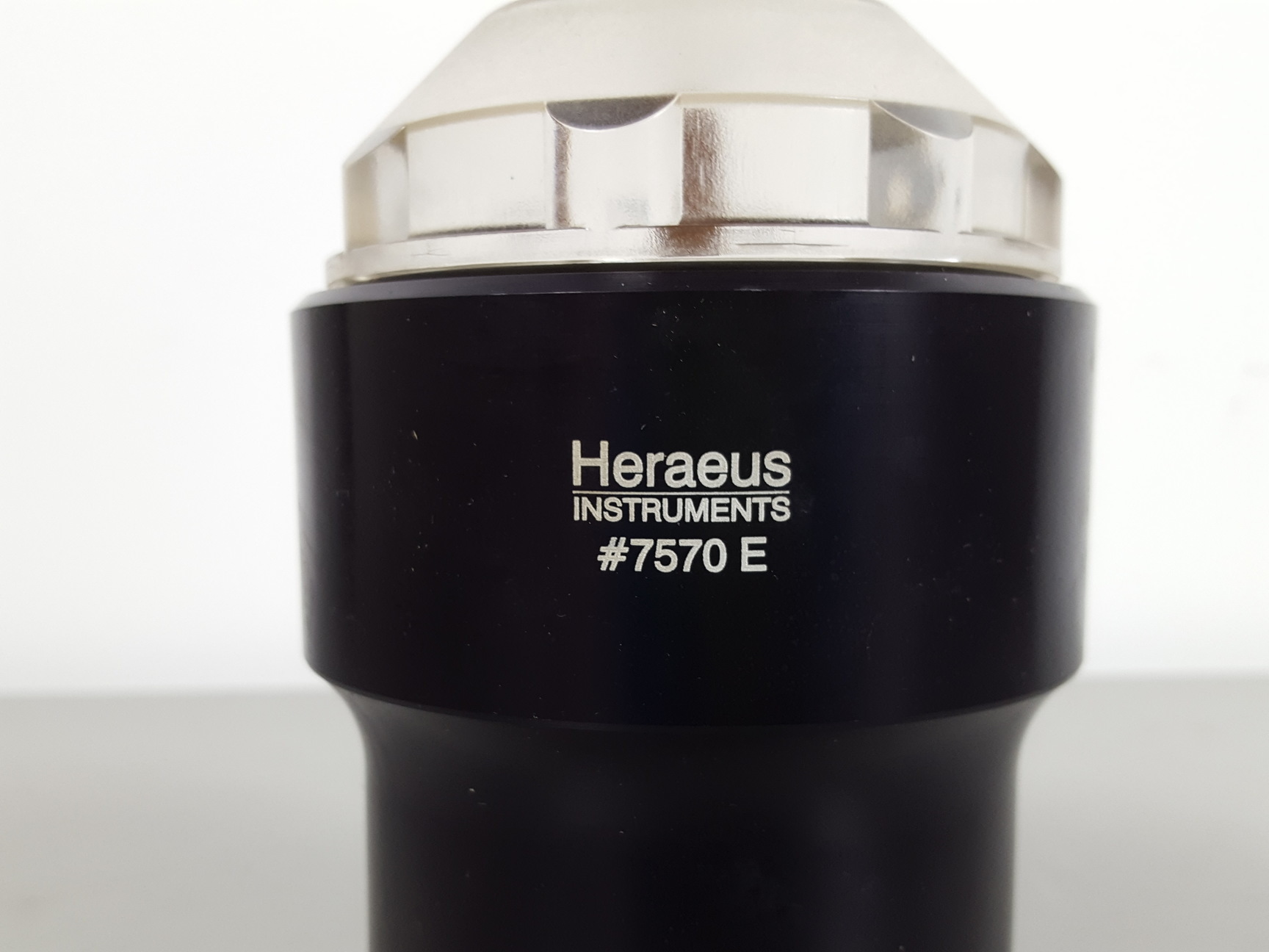 Image of Heraeus Megafuge 1.0R Centrifuge with 5000rpm #2704 Rotor Lab