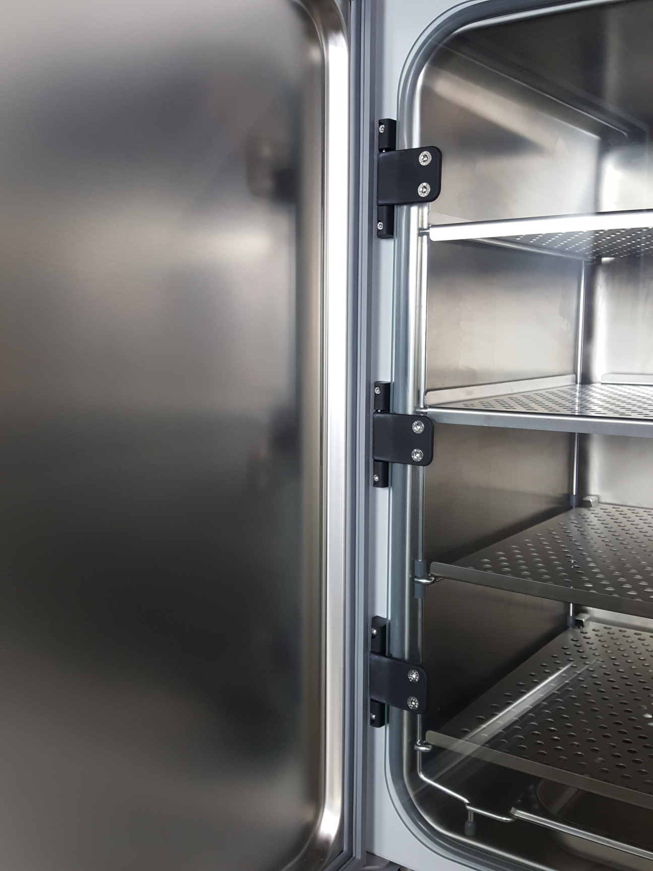 Image of Eppendorf New Brunswick Galaxy 170 S Laboratory Incubator Double Stack Lab